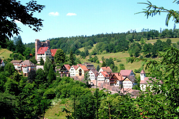 Burg Berneck, Mit freundlicher Genehmigung der Stadt Altsteig Burg Berneck, Mit freundlicher Genehmigung der Stadt Altsteig